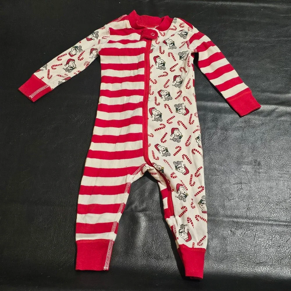 Hanna Andersson Peanuts Red White Snoopy Sleeper‎ Pajamas 75 12-18 Months